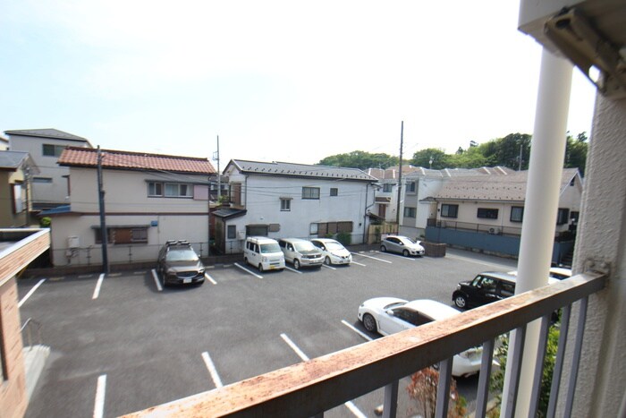 物件内観写真15　(室内からの展望)