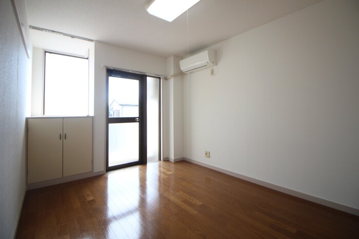 物件内観写真22　(居室)