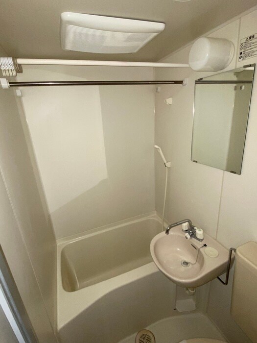 物件内観写真12　(バス／シャワールーム等)