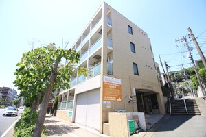 ジュネス三ツ沢外観写真