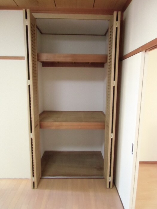 物件内観写真9　(収納)