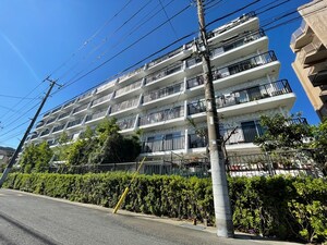 秀和第一行徳レジデンス（208）外観写真