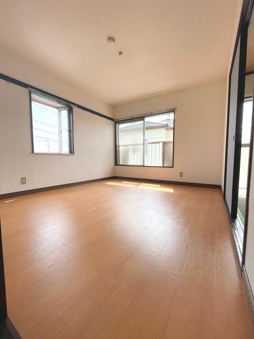 物件内観写真9　(居室)