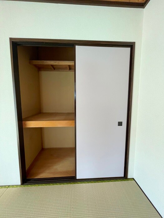 物件内観写真15　(収納)