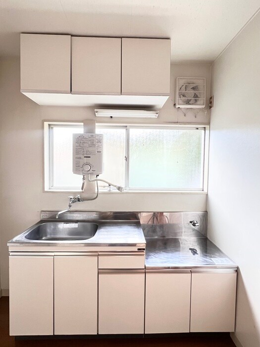 サンクレスタ山の根のキッチン