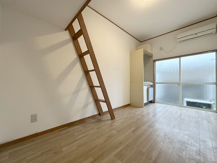 物件内観写真8　(居室)