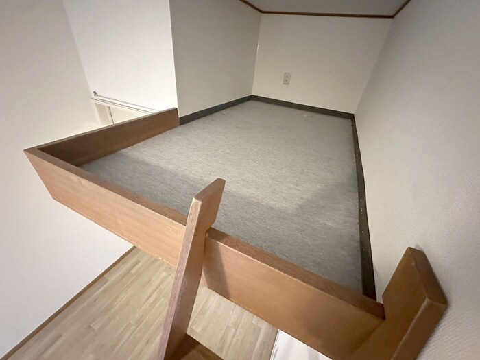 物件内観写真9　(ロフト)