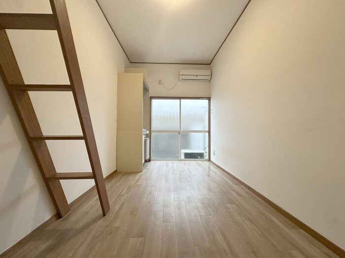 物件内観写真18　(居室)