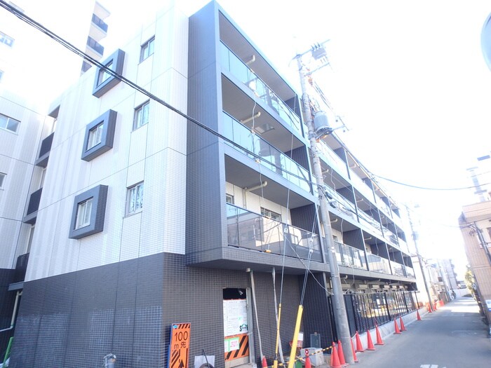 物件外観写真2　(建築中)