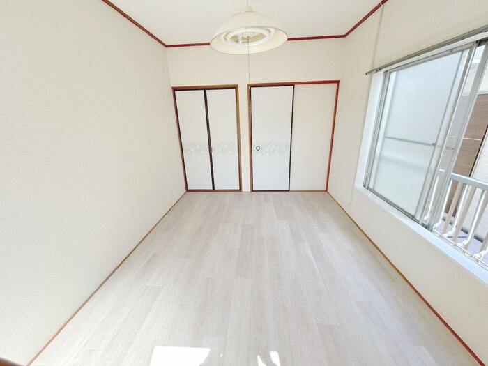 物件内観写真8　(居室)