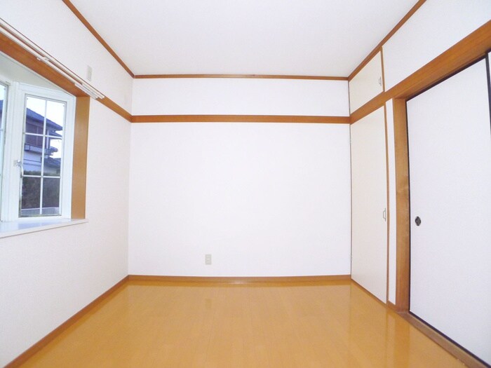 物件内観写真8　(居室)