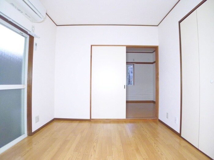 物件内観写真10　(居室)