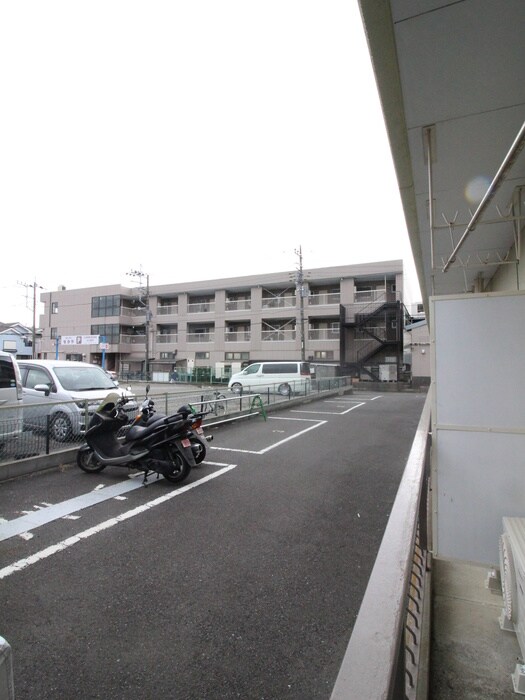 物件内観写真22　(室内からの展望)