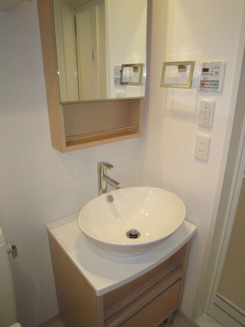 物件内観写真9　(洗面)