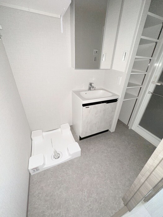 物件内観写真18　(洗面)