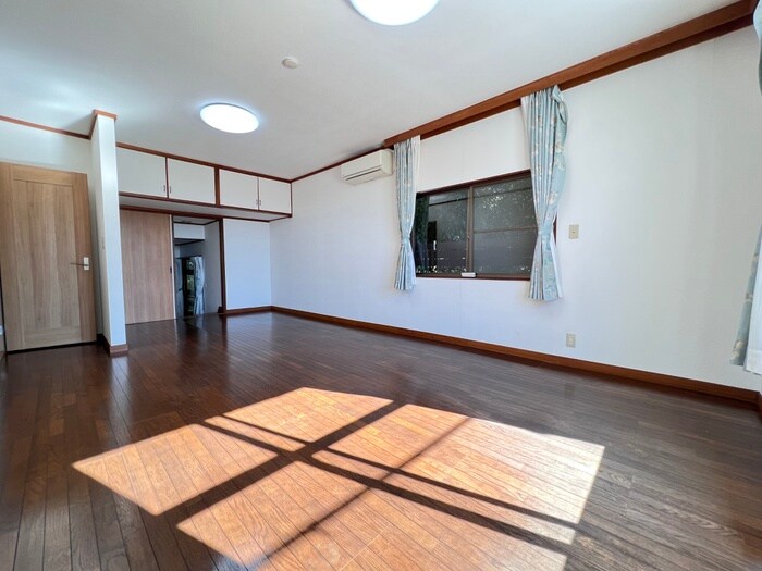 物件内観写真5　(居室)