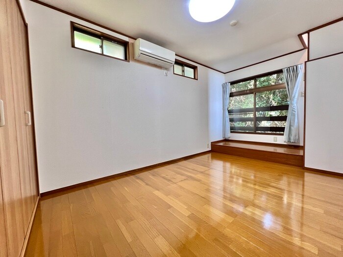 物件内観写真6　(居室)