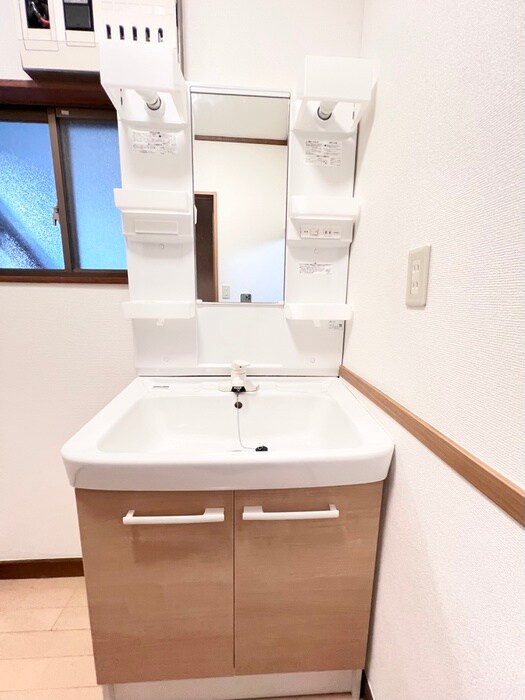 物件内観写真11　(洗面)