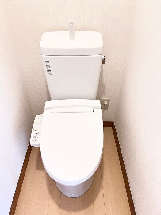 物件内観写真12　(トイレ)