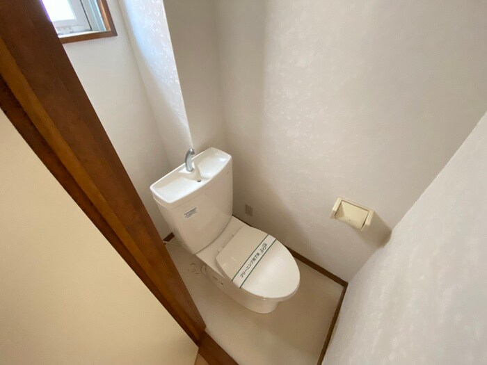 物件内観写真10　(トイレ)