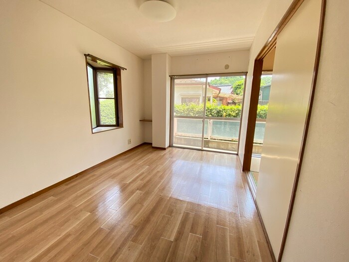 物件内観写真12　(居室)