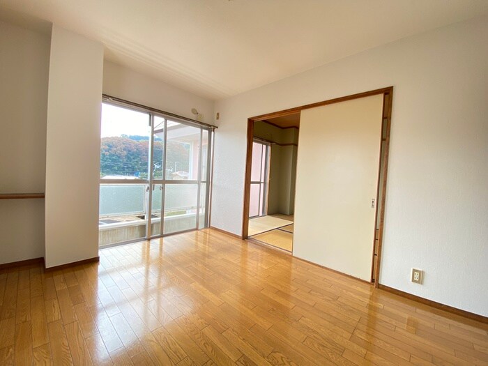 物件内観写真18　(居室)