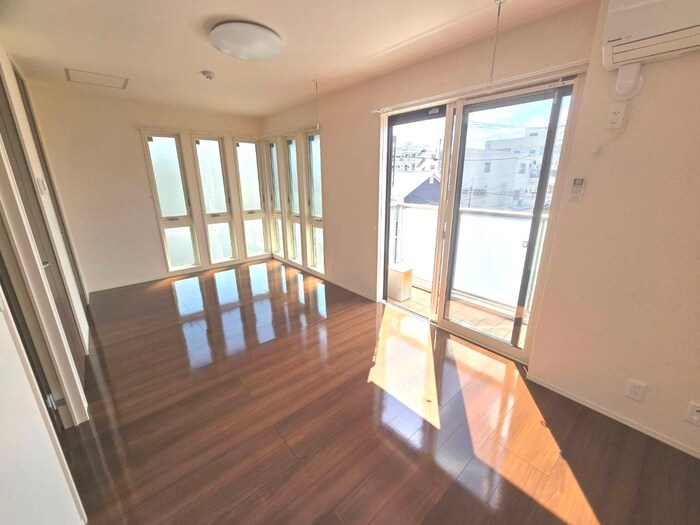 物件内観写真13　(居室)