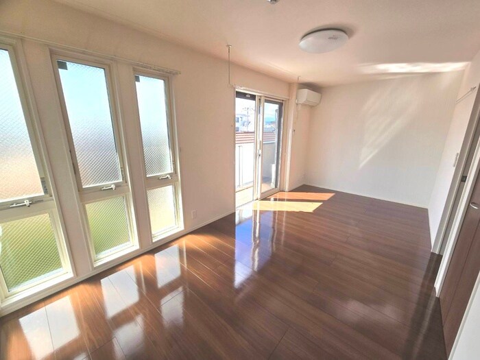 物件内観写真14　(居室)