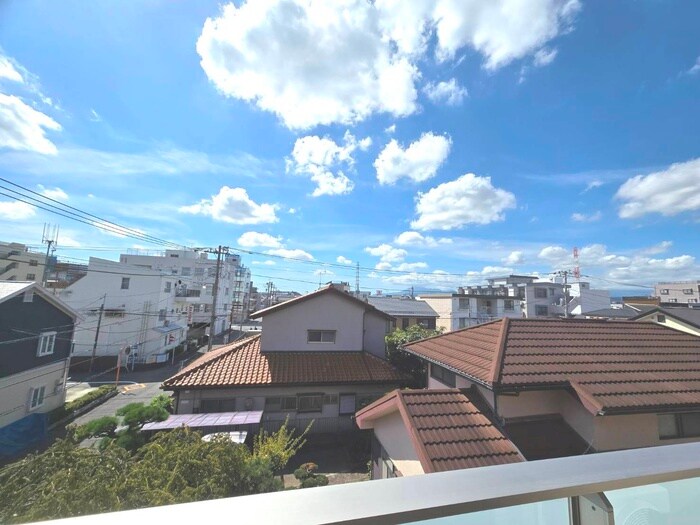 物件内観写真20　(室内からの展望)