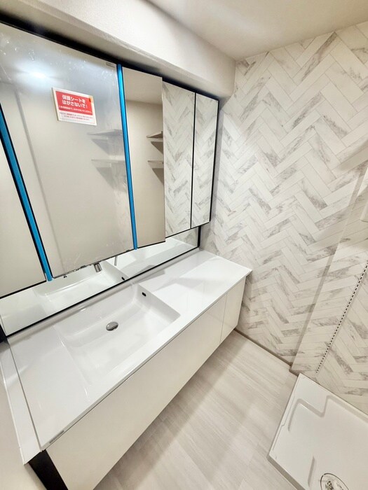 物件内観写真11　(洗面)