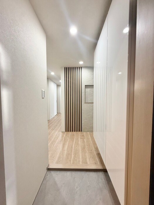 物件内観写真14　(玄関)