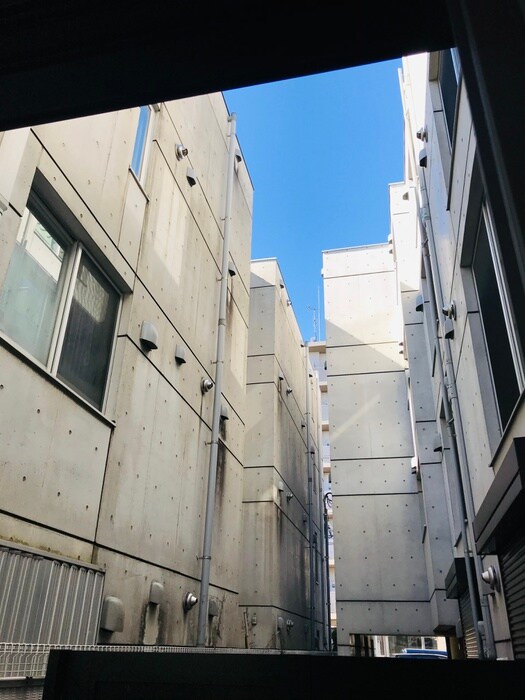 物件内観写真17　(室内からの展望)