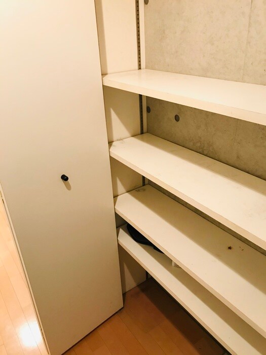 物件内観写真19　(靴箱)