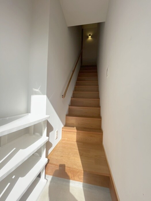 物件内観写真19　(廊下)