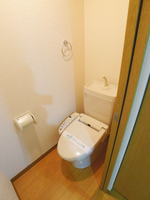 物件内観写真6　(トイレ)