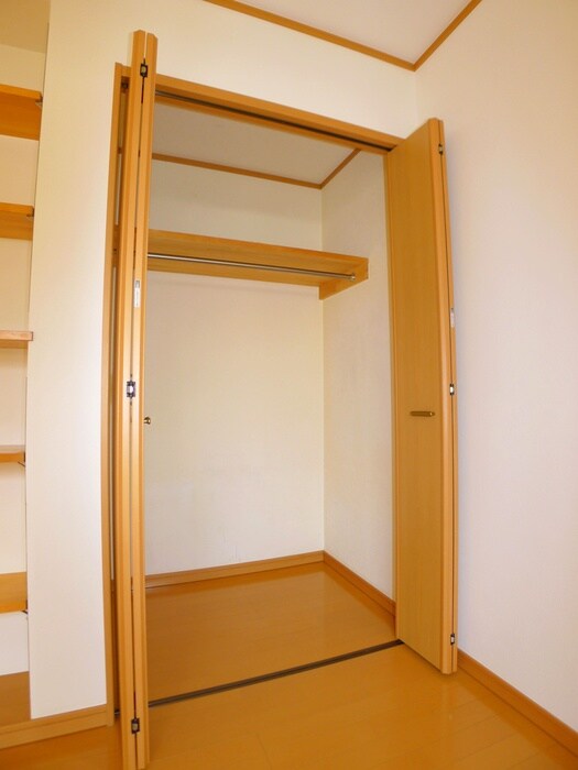 物件内観写真14　(収納)