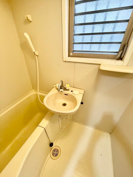 キングスパレスの洗面