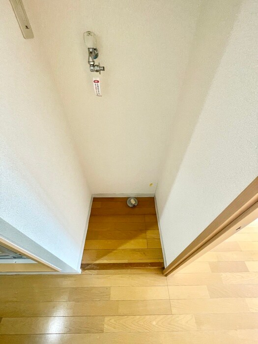 キングスパレスの洗濯機置場