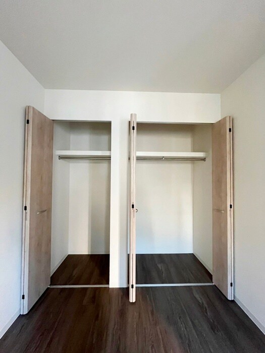 物件内観写真12　(収納)