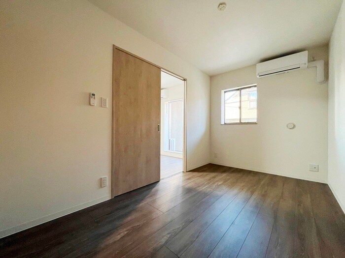 物件内観写真13　(居室)