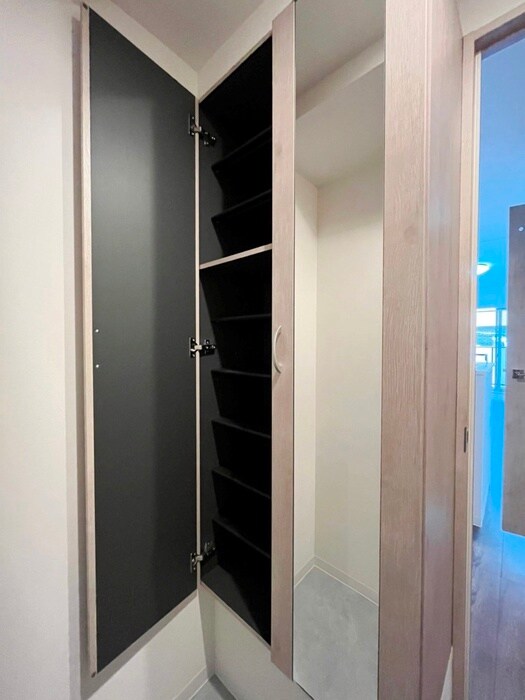 物件内観写真15　(靴箱)