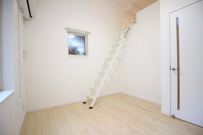 物件内観写真7　(居室)