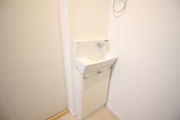 物件内観写真12　(洗面)