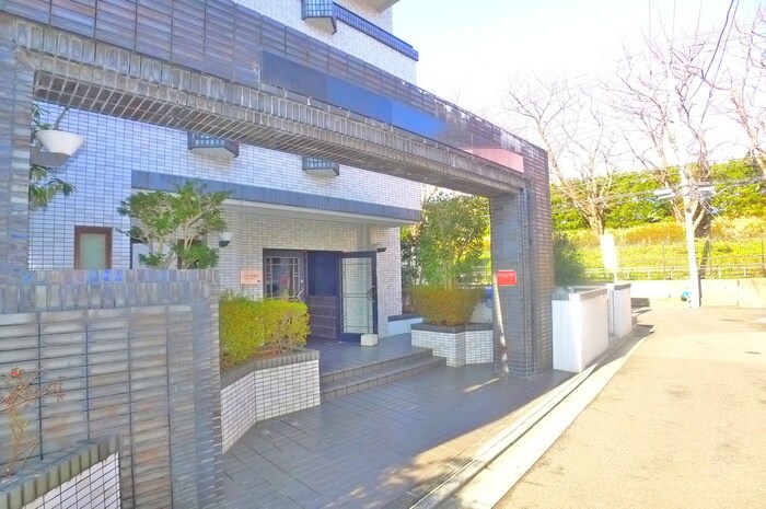 物件外観写真3　(周辺環境)