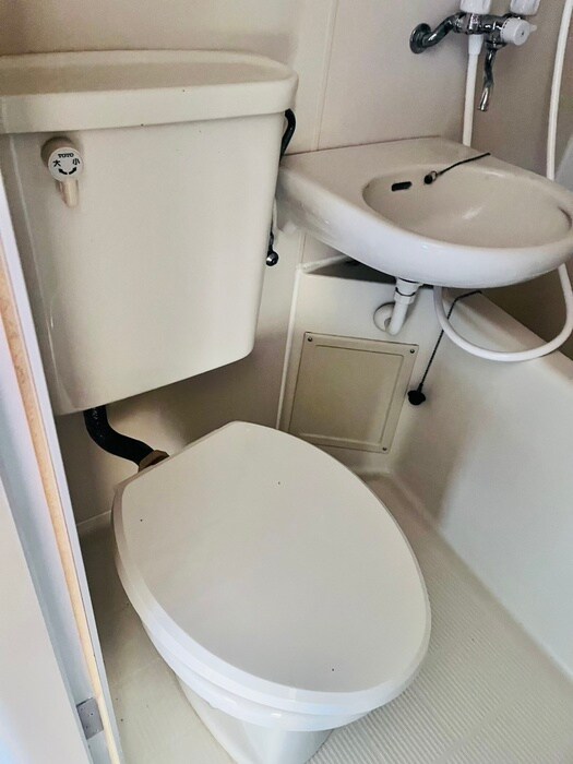 物件内観写真16　(トイレ)