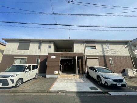 ハイツプラムウッズⅡ外観写真