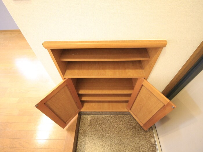 物件内観写真15　(靴箱)