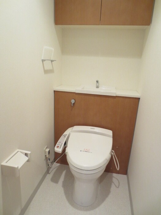 物件内観写真14　(トイレ)