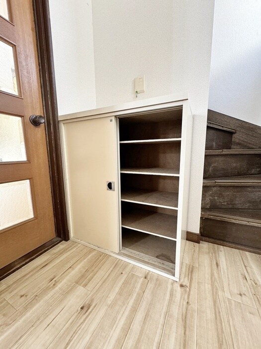 物件内観写真18　(靴箱)