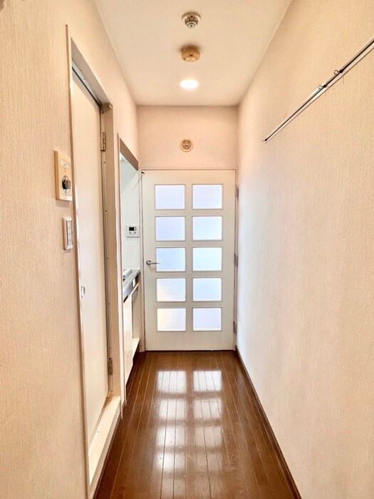 物件内観写真22　(廊下)